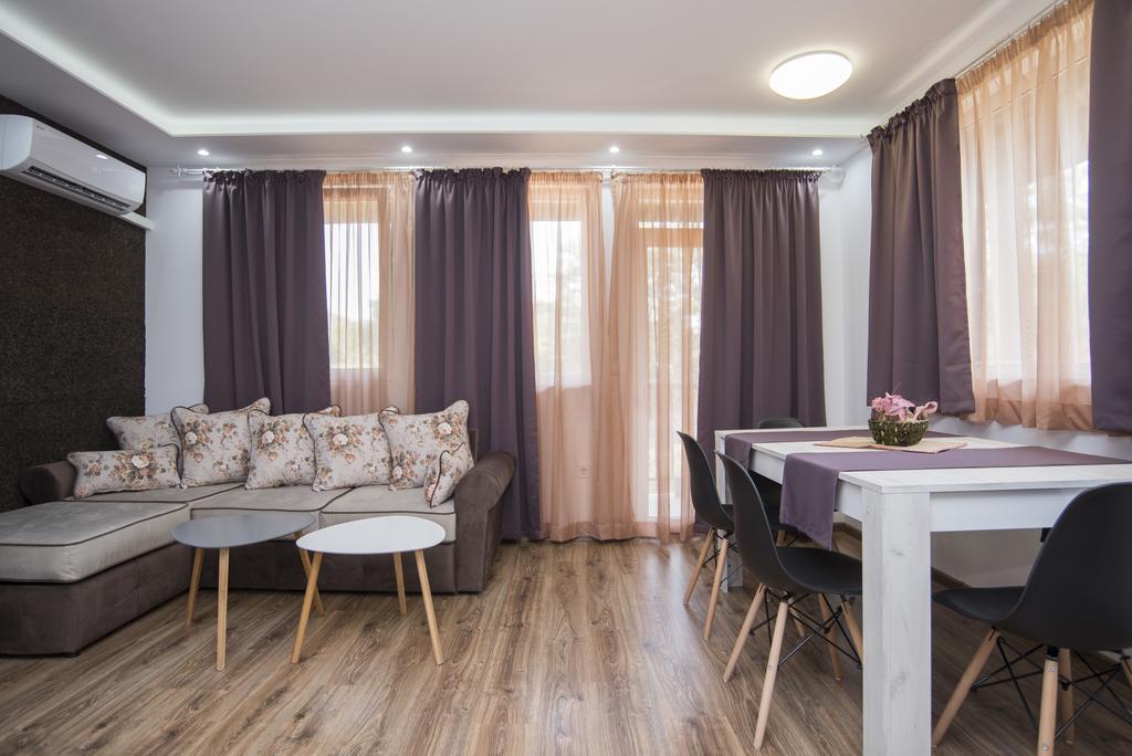 Apartment Nikol Sozopol Bagian luar foto